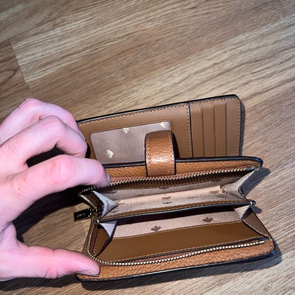 Kate Spade Backpack Purse & Matching Wallet - Picture 3 of 5